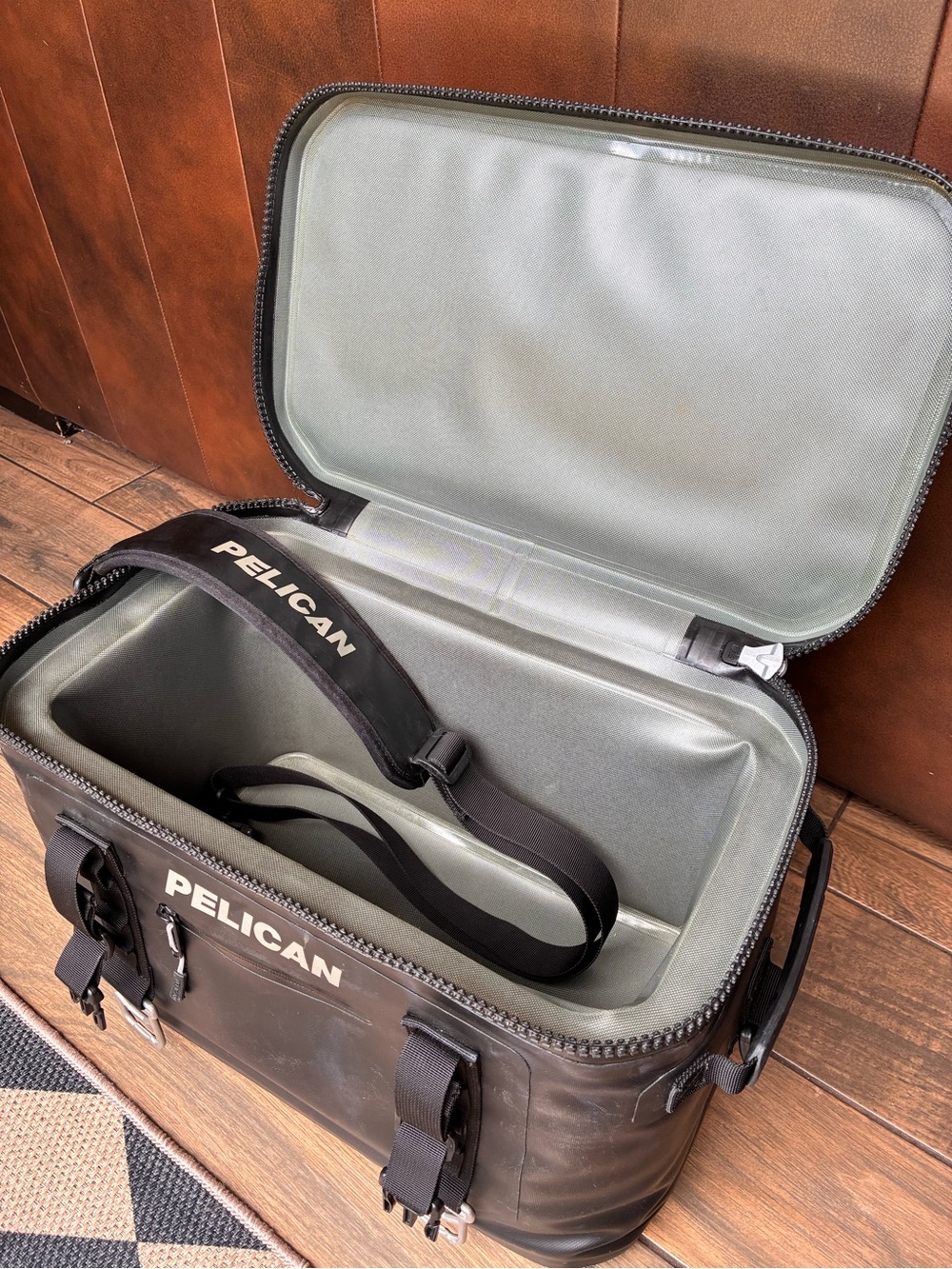Pelican Soft Cooler - Picture 8 of 13